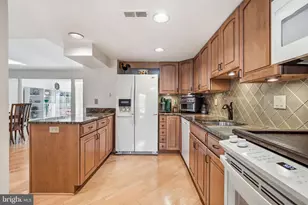1606 Chanticleer, Cherry Hill, NJ 08003 - Photo 18