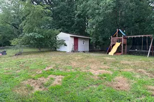 2411 N Cuthbert Dr, Lindenwold, NJ 08021 - Photo 10