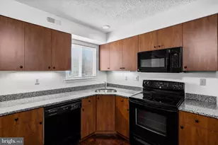 835 Chanticleer Dr, Cherry Hill, NJ 08003 - Photo 14