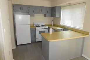 83 Chelsea Cir, Clementon, NJ 08021 - Photo 2