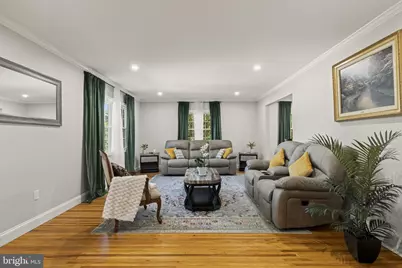 15 E Tampa Avenue, Cherry Hill, NJ 08034 - Photo 6