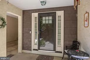 302 Kings Croft, Cherry Hill, NJ 08034 - Photo 2