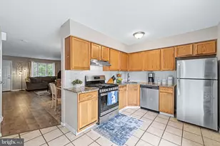 2 Hathaway Dr, Sicklerville, NJ 08081 - Photo 10