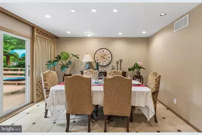 102 N Box Hill Drive, Cherry Hill, NJ 08003 - Photo 56