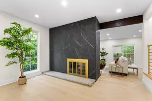1 Bronwood Dr, Voorhees, NJ 08043 - Photo 8