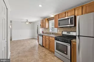 30 Girard Ave, Sicklerville, NJ 08081 - Photo 8