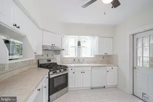 158 Wyoming Ave, Audubon, NJ 08106 - Photo 14