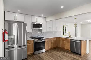 937 Clements Bridge Rd, Barrington, NJ 08007 - Photo 10
