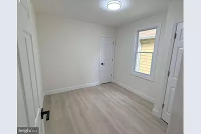 8325 Stow Road, Pennsauken, NJ 08110 - Photo 12