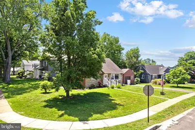 300 W 3rd Avenue, Barrington, NJ 08007 - Photo 32