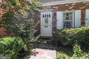 421 W Elma Ave, Laurel Springs, NJ 08021 - Photo 2