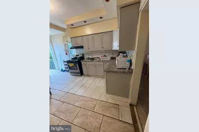 1056 Everett Street, Camden, NJ 08104 - Photo 10