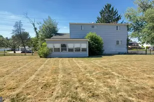 8220 Wyndam Rd, Pennsauken, NJ 08109 - Photo 12