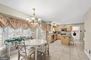 28 Regan Ln, Voorhees, NJ 08043 - Photo 16