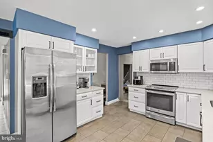 23 Briarwood Dr, Voorhees, NJ 08043 - Photo 12