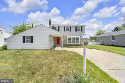 15 W Kennedy Drive, Clementon, NJ 08021 - Photo 2