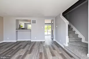 70 Wagon Wheel Dr, Sicklerville, NJ 08081 - Photo 8