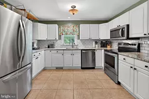 241 Van Horn Ave, Clementon, NJ 08021 - Photo 8