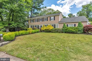 1900 Cardinal Lake Dr, Cherry Hill, NJ 08003 - Photo 2
