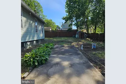 2215 37th Street, Pennsauken, NJ 08110 - Photo 2