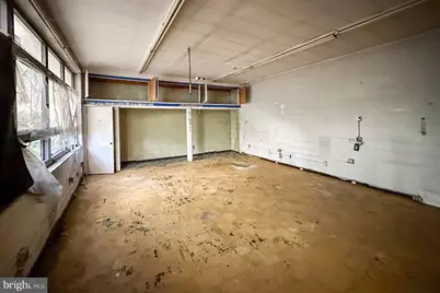 678 Florence Street, Camden, NJ 08104 - Photo 10