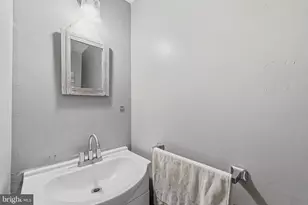 1348 Thompson Ave, Gloucester City, NJ 08030 - Photo 18
