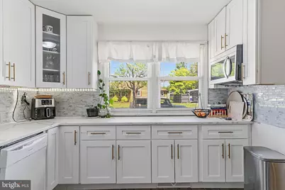 1348 Thompson Avenue, Gloucester City, NJ 08030 - Photo 8