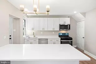 212 New Broadway, Brooklawn, NJ 08030 - Photo 8