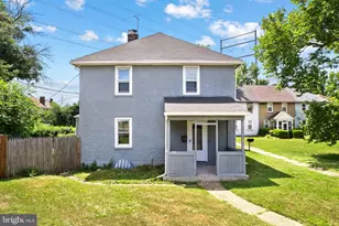 212 New Broadway, Brooklawn, NJ 08030 - Photo 2