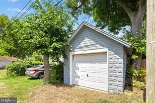 212 New Broadway, Brooklawn, NJ 08030 - Photo 24