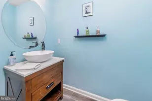 701 Tanglewood Dr, Sicklerville, NJ 08081 - Photo 10