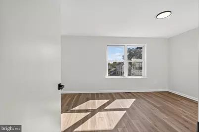 930 Lois Avenue, Camden, NJ 08105 - Photo 26