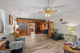 131 Walnut Ave, Bellmawr, NJ 08031 - Photo 14