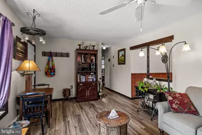 131 Walnut Avenue, Bellmawr, NJ 08031 - Photo 6