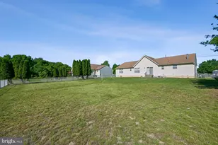 64 Peters Ln, Gloucester Township, NJ 08012 - Photo 24