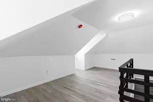 118 S 32nd St, Camden, NJ 08105 - Photo 32