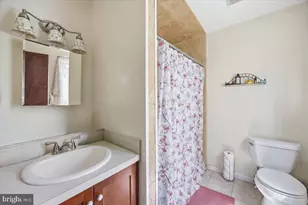 202 Petitt Ave, Cherry Hill, NJ 08002 - Photo 28
