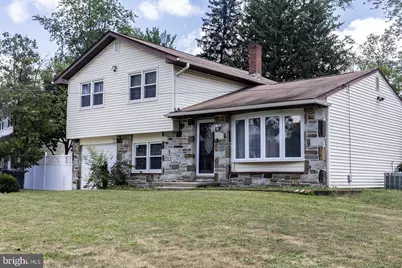 109 Surrey Road, Voorhees, NJ 08043 - Photo 2