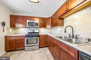376 Cleveland Ave, Berlin, NJ 08091 - Photo 12