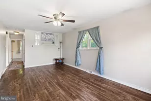 121 Dobbs Ave, Bellmawr, NJ 08031 - Photo 6