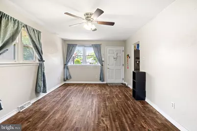 121 Dobbs Avenue, Bellmawr, NJ 08031 - Photo 8
