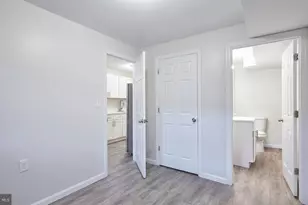 1124 Lake Shore, Camden, NJ 08104 - Photo 8