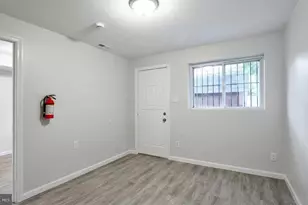 1124 Lake Shore, Camden, NJ 08104 - Photo 6