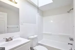 1124 Lake Shore, Camden, NJ 08104 - Photo 14