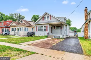 34 Ridgeway Ave, Oaklyn, NJ 08107 - Photo 2