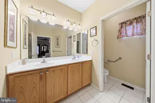 204 Hearthstone Dr, Berlin, NJ 08009 - Photo 20