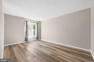 37 Buttonwood Rd, Voorhees, NJ 08043 - Photo 2