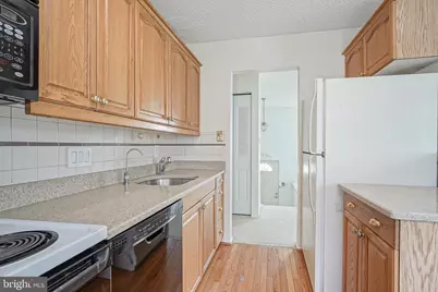 7841 Wyndam Road, Pennsauken, NJ 08109 - Photo 10