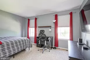 63 Larkspur Cir, Sicklerville, NJ 08081 - Photo 16