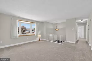 211 Hobart Dr, Clementon, NJ 08021 - Photo 4